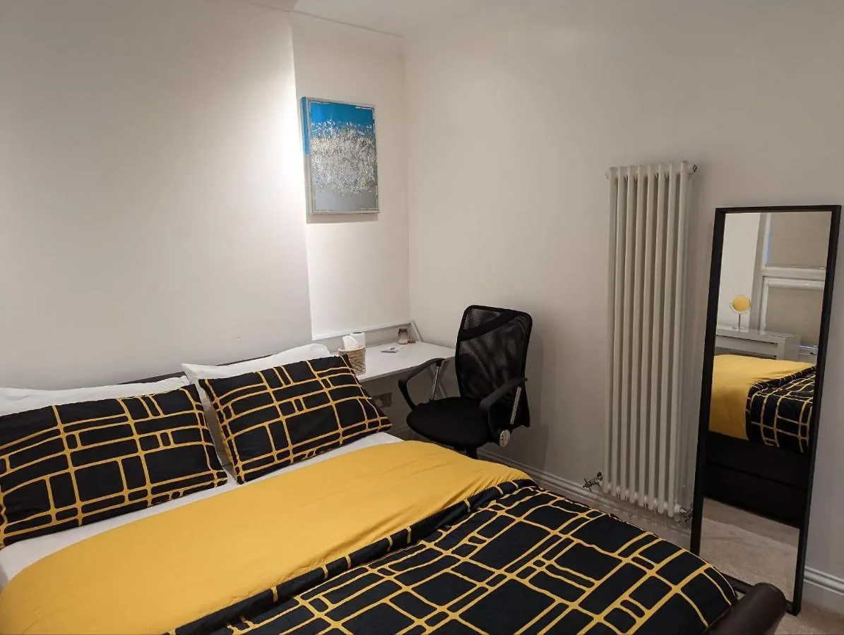 Fully-Equipped Flat In The City Of London. 0*, London United Kingdom