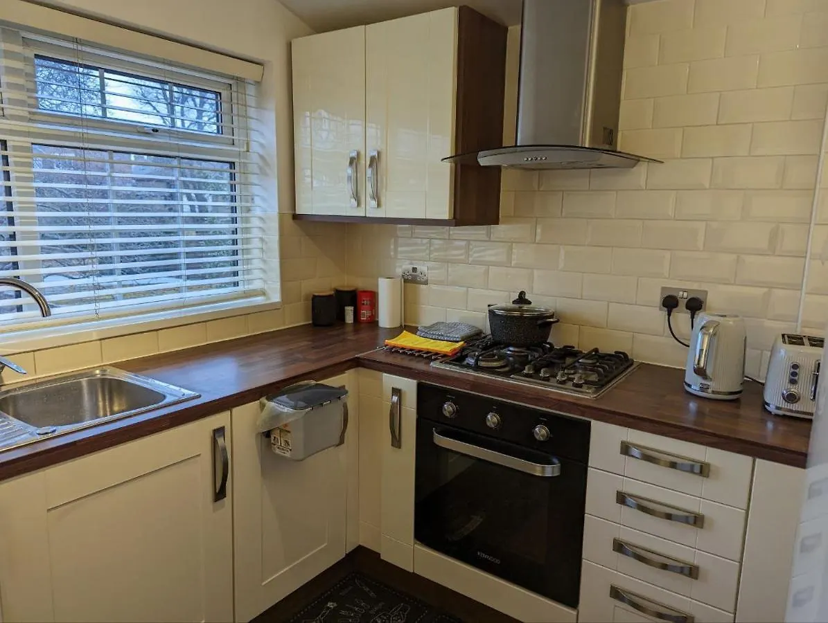 Apartment Fully-Equipped Flat In The City Of London.