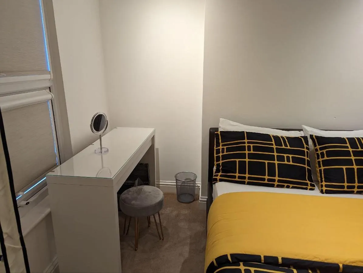 Fully-Equipped Flat In The City Of London. 아파트 런던